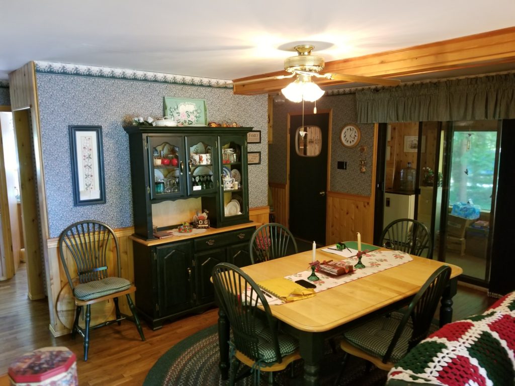 Lake Kagawong Cottage The Island Real Estate Brokerage