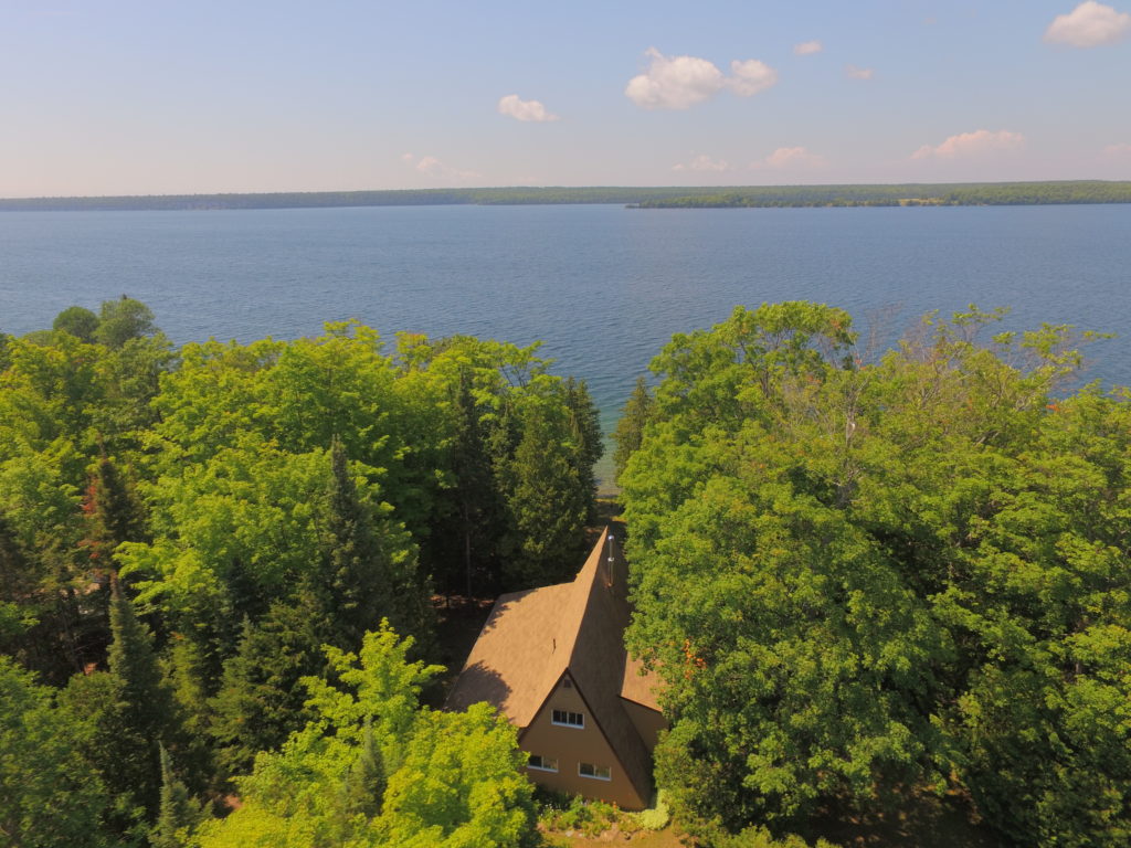 Lake Kagawong Cottage The Island Real Estate Brokerage